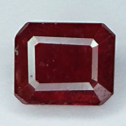 3.65ct Rubin smaragdschliff 8.4x6.6mm