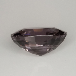 2.57ct Espinela Morado talla oval 9.4x7.4mm