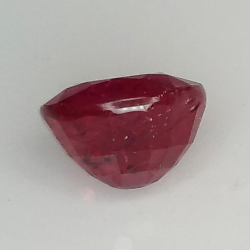 1.80ct Ruby oval cut 6.7x6.1mm