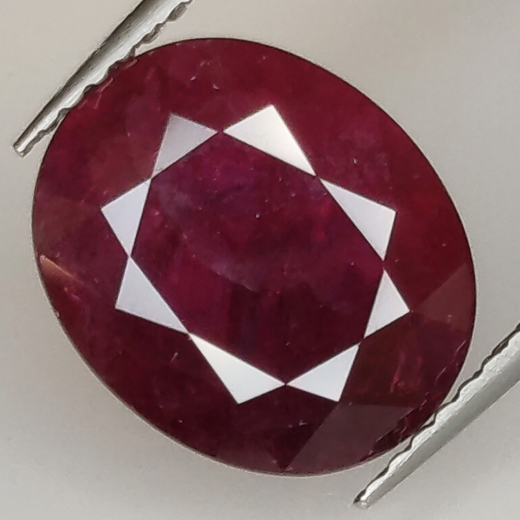 4.06ct Ruby oval cut 11.6x9.7mm