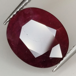 4.06ct Ruby oval cut 11.6x9.7mm