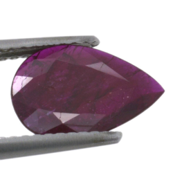 1,61ct Ruby Pear Cut