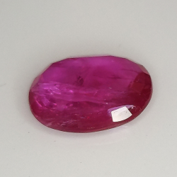 2.60ct Rubino taglio ovale 10.3x8.8mm