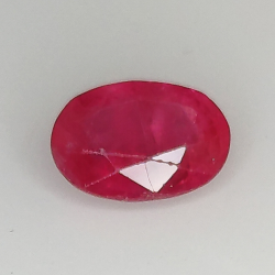 1.45ct Rubis coupe ovale 7.9x5.7mm