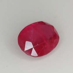 1.45ct Rubis coupe ovale 7.9x5.7mm