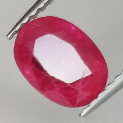 1.45ct  Ruby oval cut 7.9x5.7mm