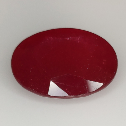 14.56ct Rubis coupe ovale 17.3x13.1mm