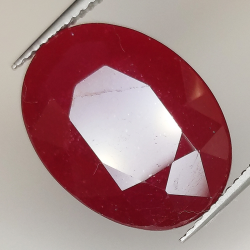 14.56ct Rubino taglio ovale 17.3x13.1mm