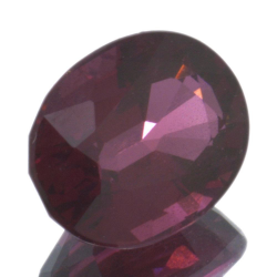 2,79ct.Rhodolite Garnet Oval Cut