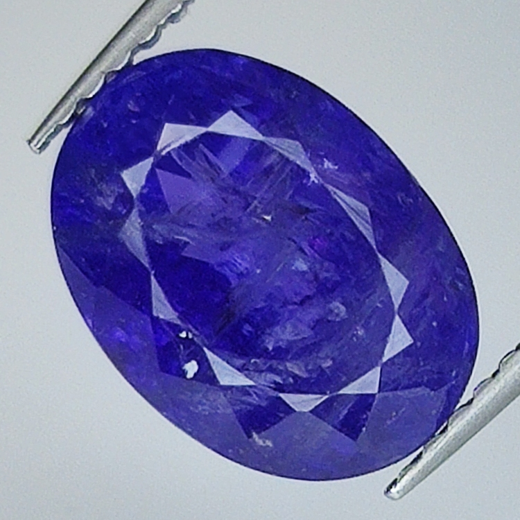 4.44ct Tanzanite coupe ovale 10.5x7.8mm