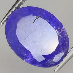 2.70ct Tanzanite coupe ovale 10.0x7.7mm