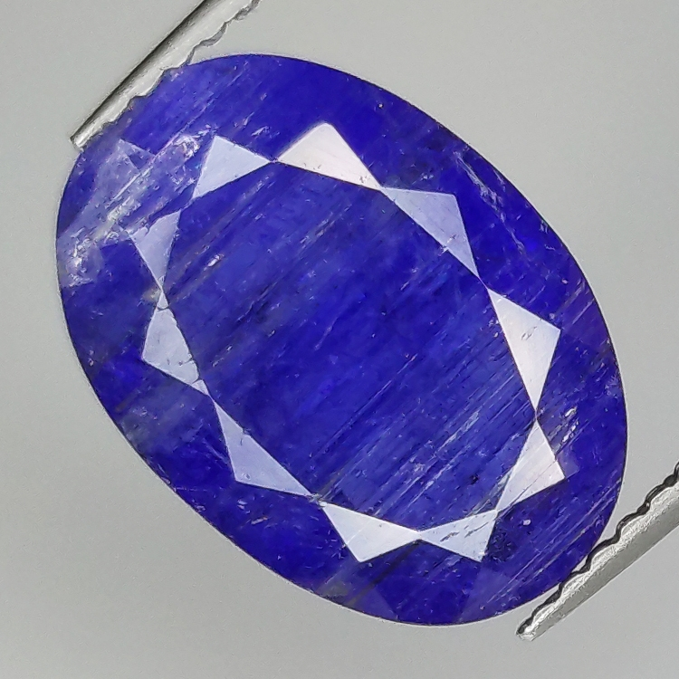 4.74ct Tanzanite coupe ovale 13.1x9.3mm