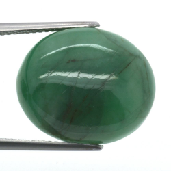 19,15 ct Smaragd im Cabochon-Ovalschliff 18,63 x 15,94 mm