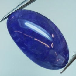 19.70ct Tanzanita cabujón oval 21.2x13.4mm