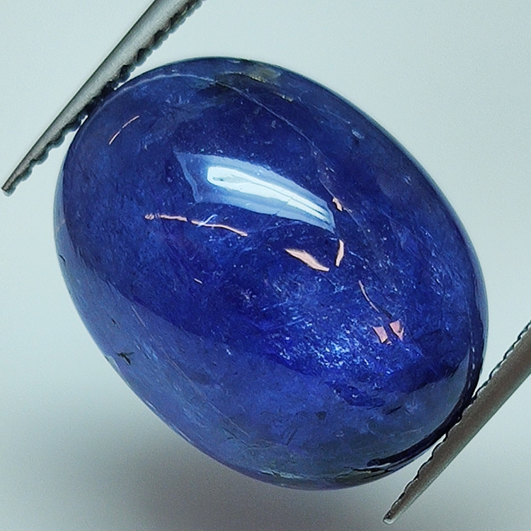 17.07ct Tanzanite cabochon oval 17.3x13.3mm