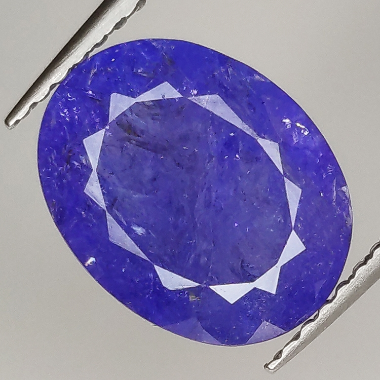 3.79ct Tanzanite cuope ovale 11.0x8.6mm