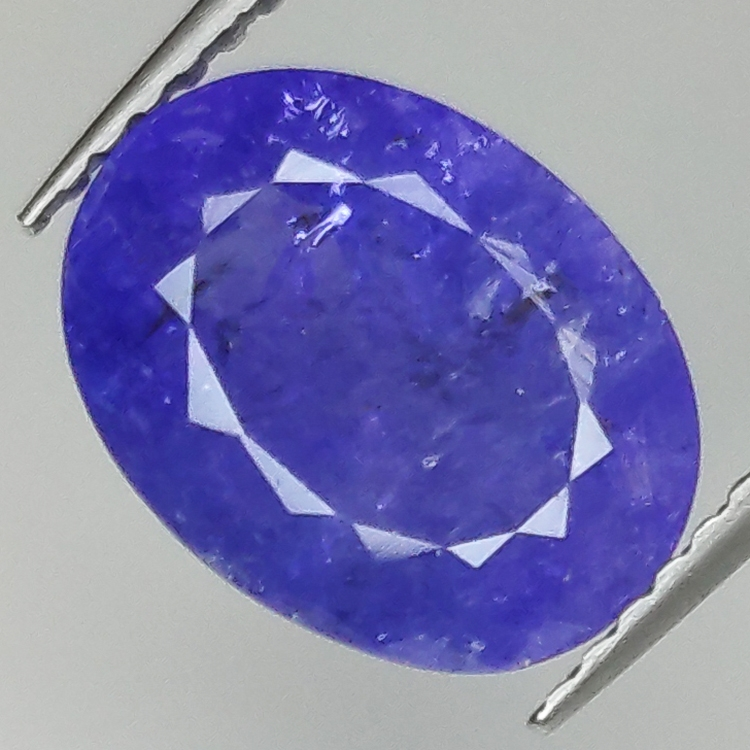 3.56ct Tanzanite oval cut 10.6x8.1mm