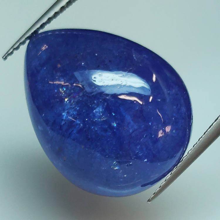 26.16ct  Tanzanite poire cabochon 19.7x15.7mm