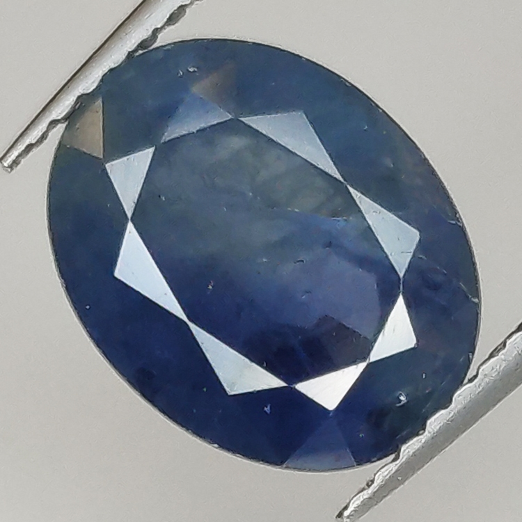 4.28ct Zaffiro blu taglio ovale 10.8x8.6mm