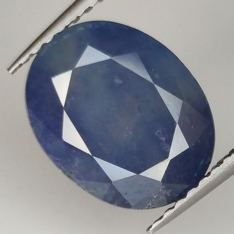 4.91ct Blauer Saphir Ovalschliff 11.3x9.1mm