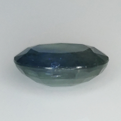 3.69ct Blauer Saphir seideneffekt ovalschliff 10.4x8.4mm