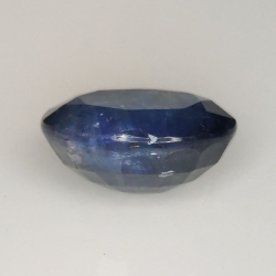 3.80ct Blauer Saphir Ovalschliff 9.9x7.8mm