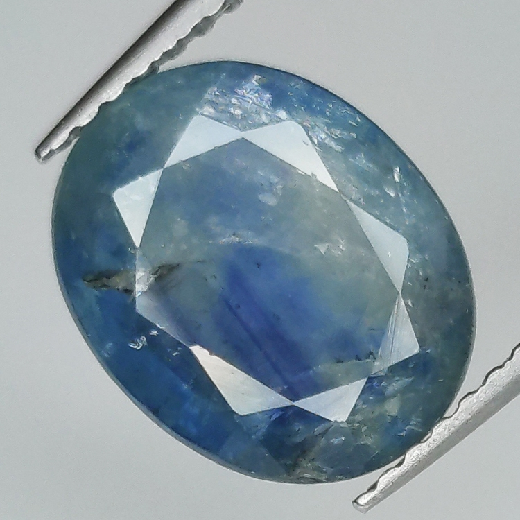 4.27ct Blauer Saphir Ovalschliff 10.5x8.6mm