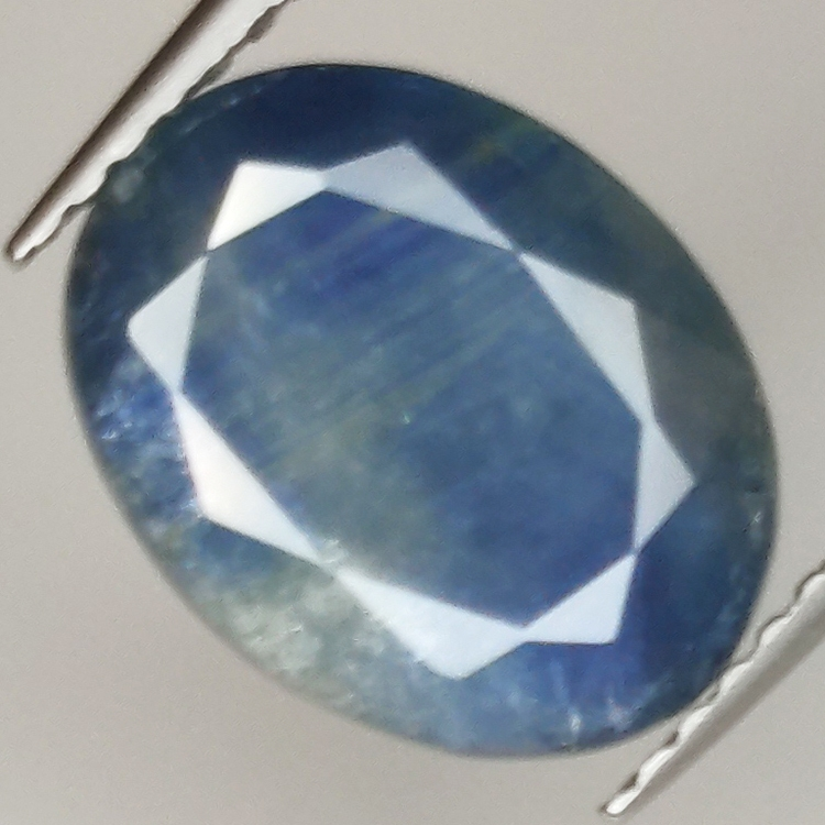 3.60ct Blauer Saphir Ovalschliff 11.0x8.6mm