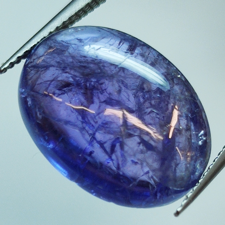 10.71ct Tanzanite cabochon oval 16.5x12.3mm