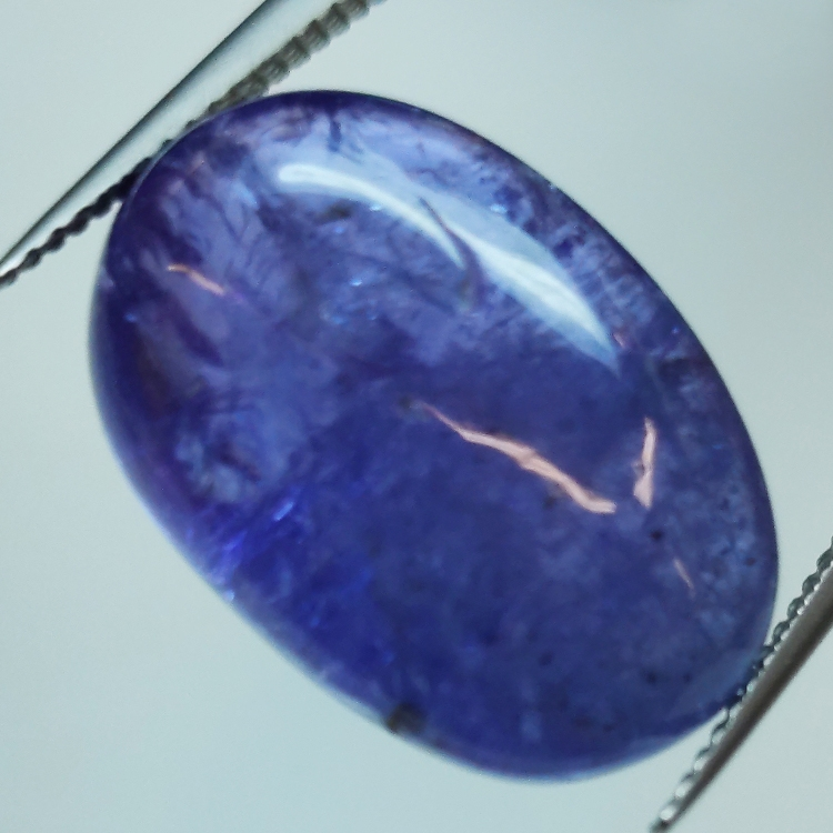 14.05ct Tansanite cabochon ovale 17.8x12.2mm