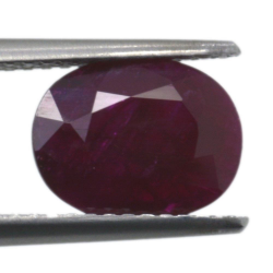 2,24ct. Ruby Oval Cut