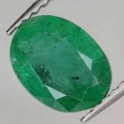 1.40ct Emeraude coupe ovale 8.1x6.1mm