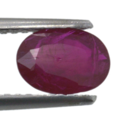 0,99ct. Ruby Oval Cut