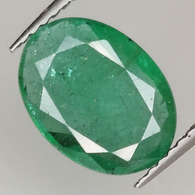 2.49ct Esmeralda talla oval 11.0x8.1mm