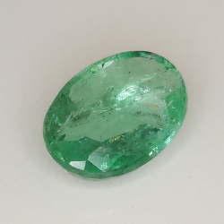 1.65ct Emerald oval cut 9.4x6.7mm