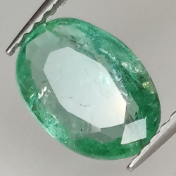 1.65ct Smeraldo taglio ovale 9.4x6.7mm