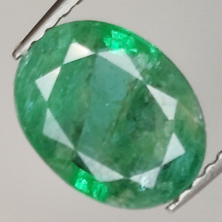 2.00ct Emerald oval cut 9.6x7.3mm