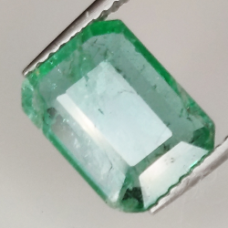 2.06ct Smeraldo taglio smeraldo 10.3x7.7mm