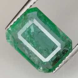 2.06ct Émeraude coupe émeraude 10.3x7.7mm