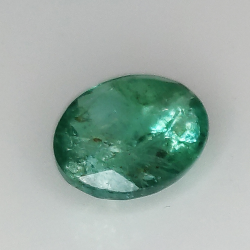 1.39ct Esmeralda talla oval 9.1x7.0mm