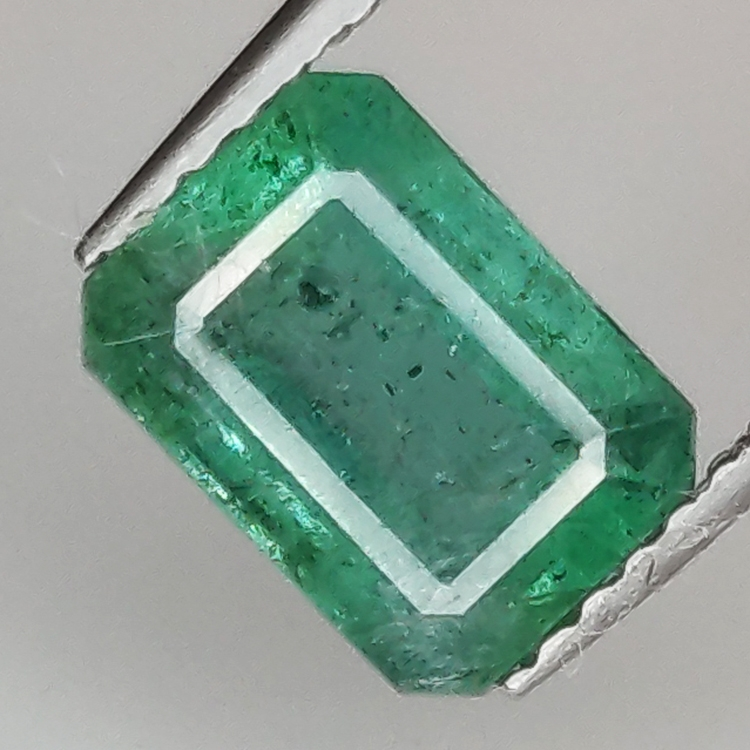 1.76ct Smeraldo taglio smeraldo 8.1x5.9mm