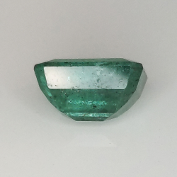 1.76ct Émeraude coupe émeraude 8.1x5.9mm