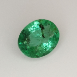 1.18ct Esmeralda talla oval 7.8x6.0mm