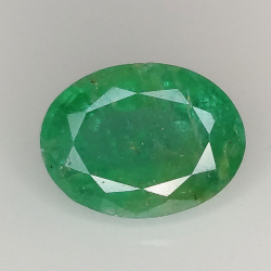 2.24ct Smaragd Ovalschliff 9.9x7.5mm