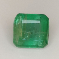 1.80ct Esmeralda talla esmeralda 6.8x6.6mm