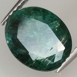 2.49ct Esmeralda talla oval 9.6x7.8mm