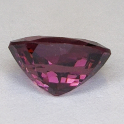 1.52ct Espinela Rosa talla oval 8x6mm