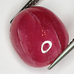 10.93ct Rubino cabochon cuscino 13.7x11.0mm