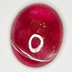 15.71ct Rubino cabochon ovale 17.2x13.8mm