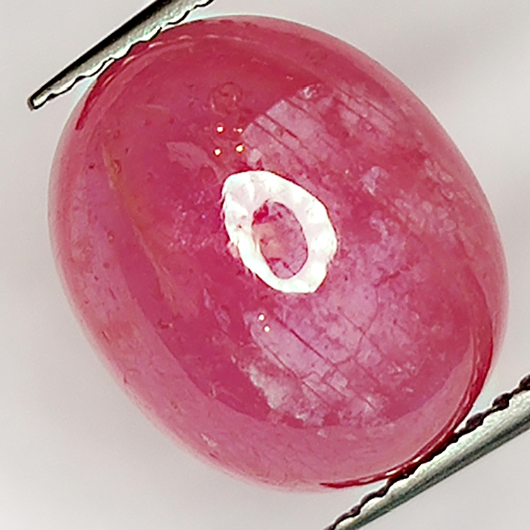 10.55ct Rubin cabochon oval 12.9x10.8mm